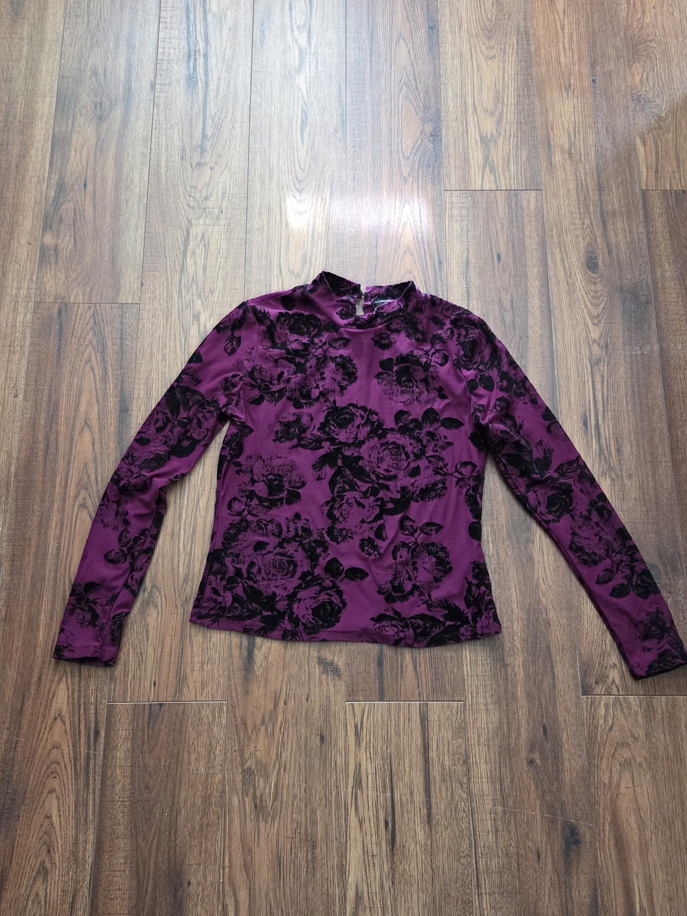 Women's Velvet Floral Mock Neck Top - Plum/Purple/Black